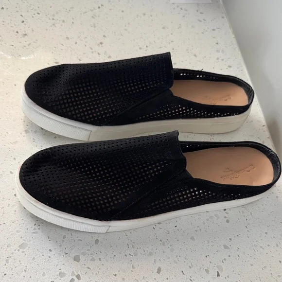 Universal Thread Black Mules women’s size 9.5 - Picture 1 of 7